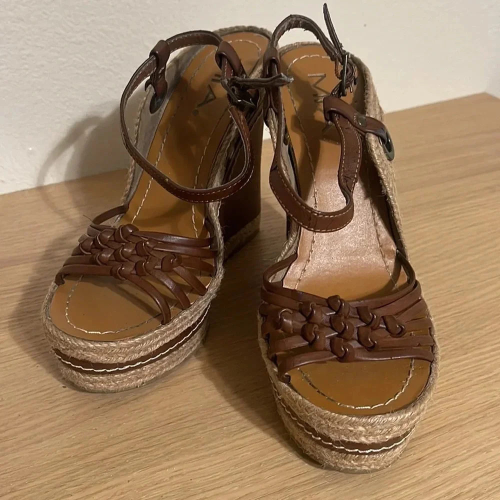 MIA Women's Tan Brown Wedge Platform Sandals Shoes Size 8.5 Medium
